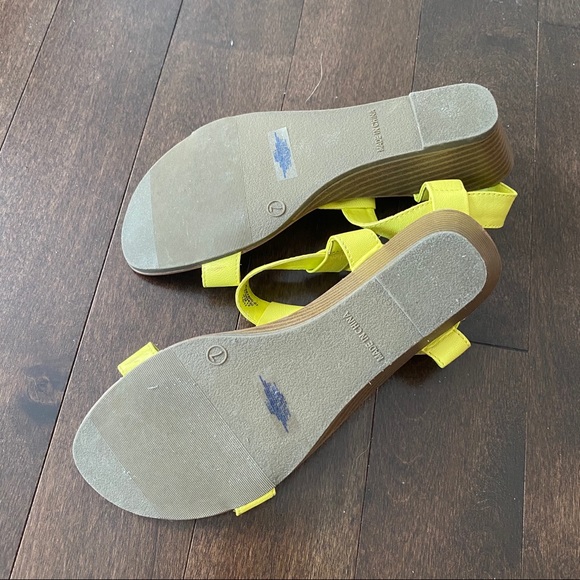 Old Navy wedge sandals - Picture 3 of 4